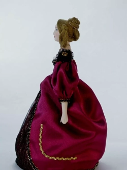 Кукла коллекционная Дама в бальном платье