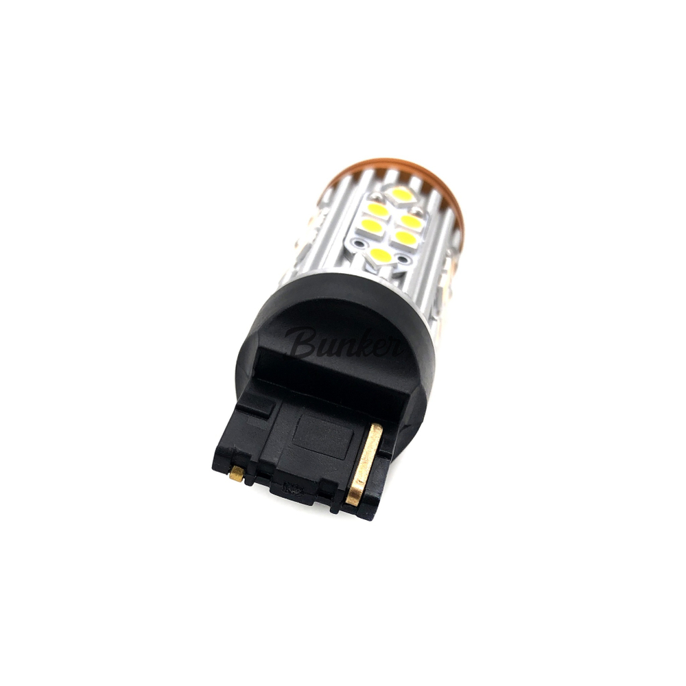 Светодиодная автомобильная LED лампа TaKiMi Special Amber W21W CANBUS 12V Неполярная