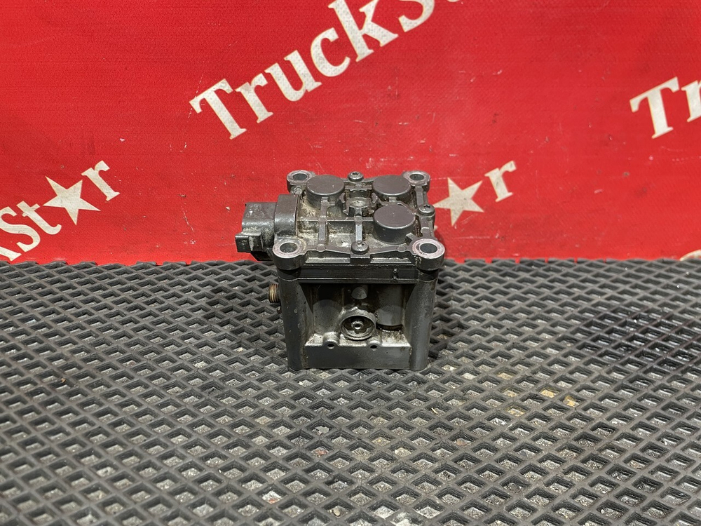 Блок клапанов EGR 2021г.