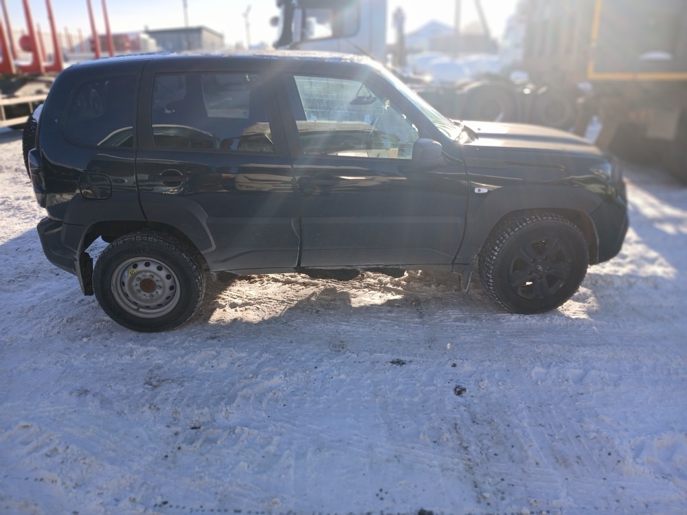 LADA Niva Travel Black’24 1.7 83hp 5МТ