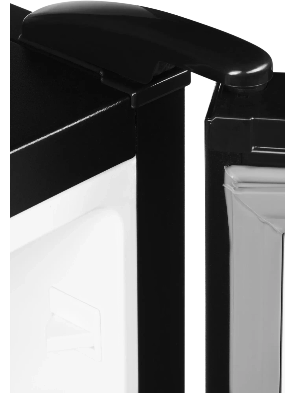 Холодильник Nord NRB 124 B