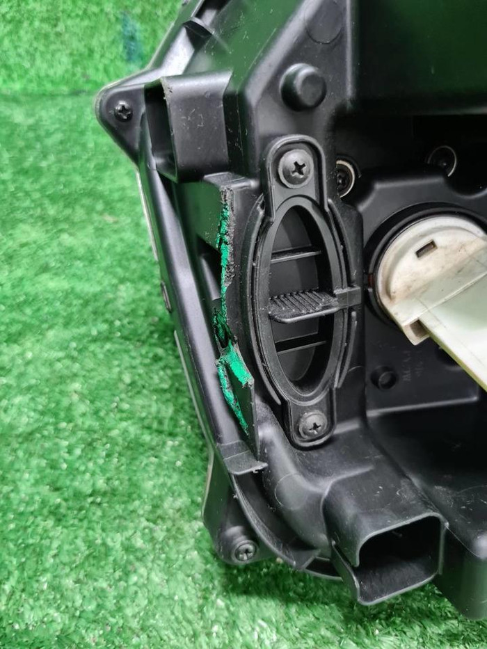 Фара правая Hyundai Santa Fe 4 (2018-2021) LED