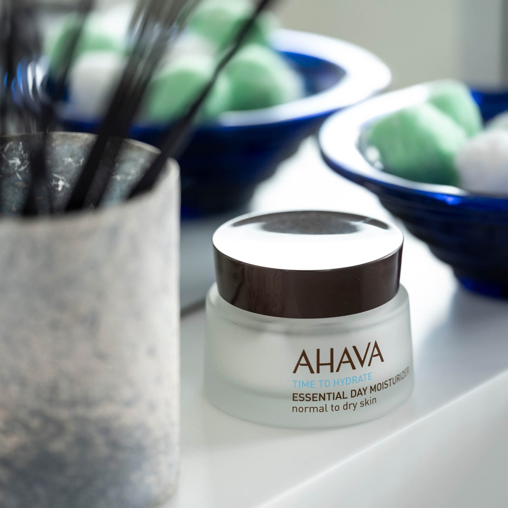 AHAVA Time To Hydrate - Увлажняющий дневной крем для нормальной и сухой кожи /   50  ml  / GTIN 0697045150861