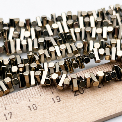 Гематит Палочка бусины (имитация), цвет золотистый, размер около 2,5*6,3 мм, цена за отрезок 19 см (1/2 нити)