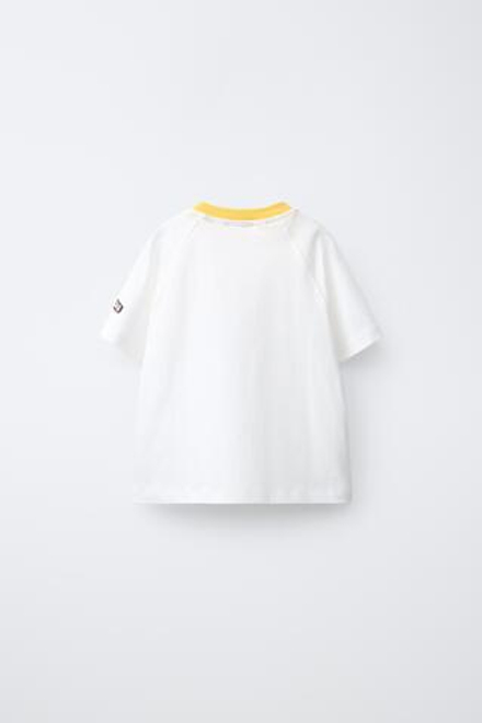 ZARA X PUKAS ФУТБОЛКА PUKAS SURF С ПРИНТОМ, БЕЛЫЙ
