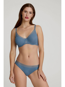 Бюстгальтер Минимайзер Triumph Infinite Sensation W01