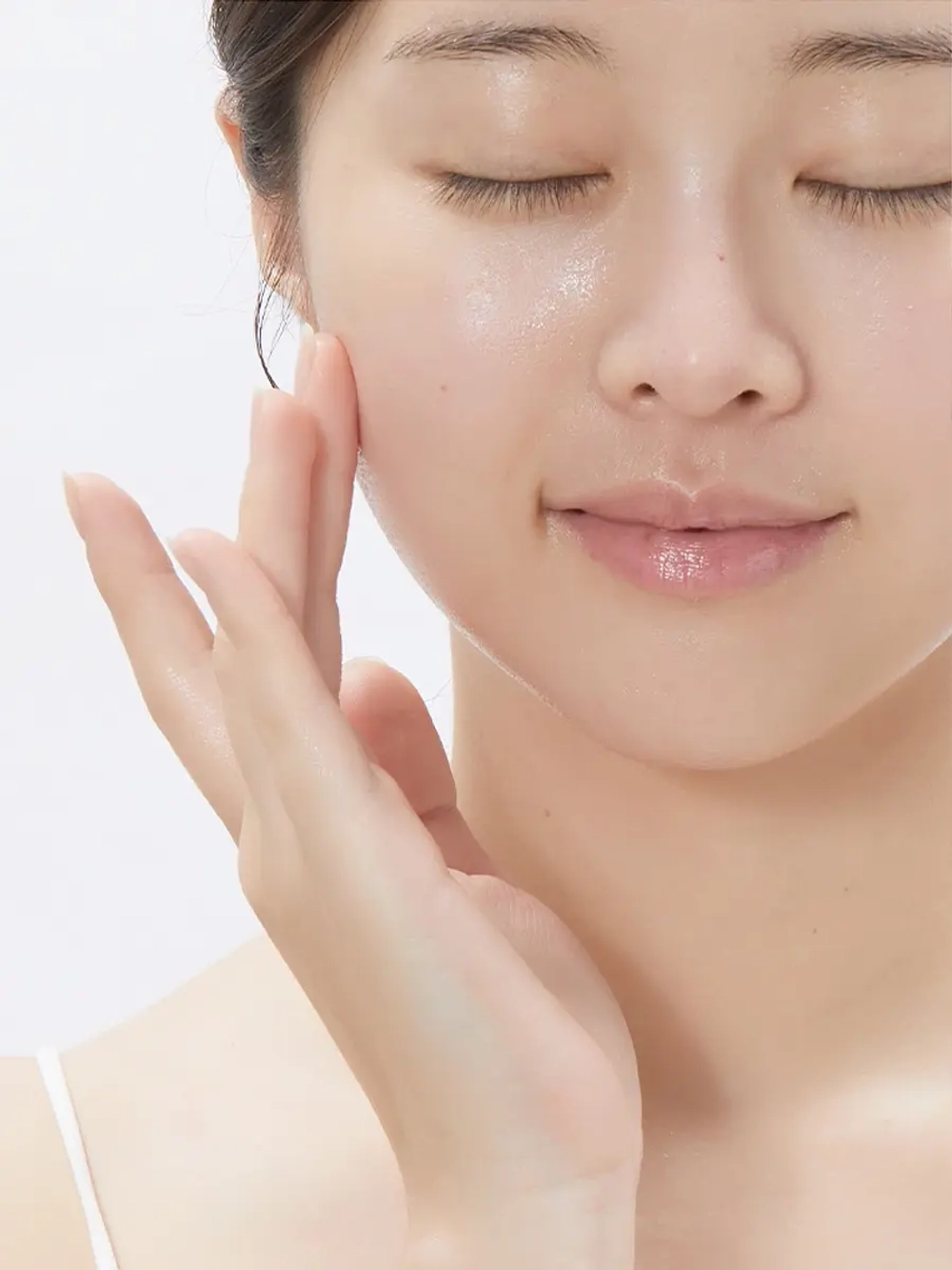 VT Cosmetics Интенсивный отшелушивающий тонер с микроиглами и минеральной водой Reedle Shot Synergy Sparkling Toner 150 мл