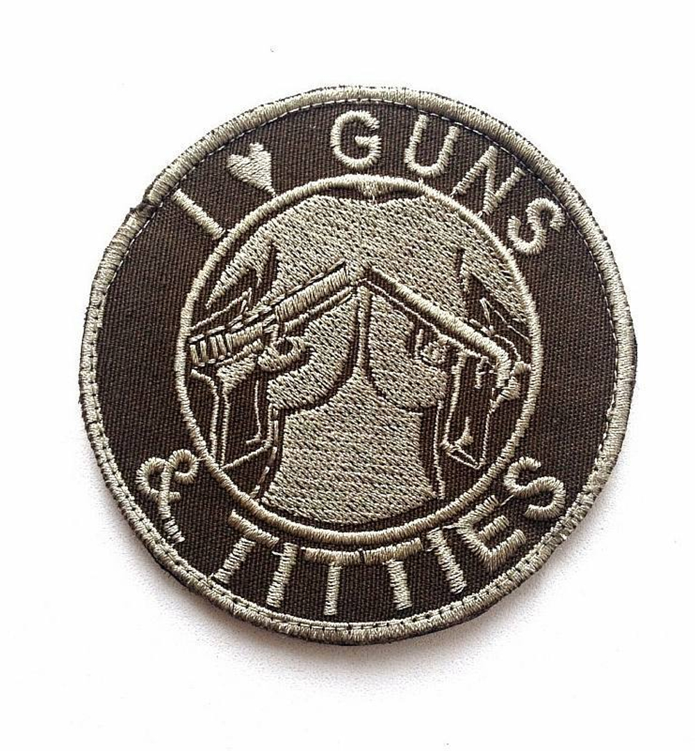 Шеврон I love guns & titties