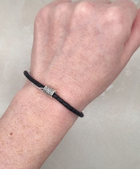 Бусина Ихтис