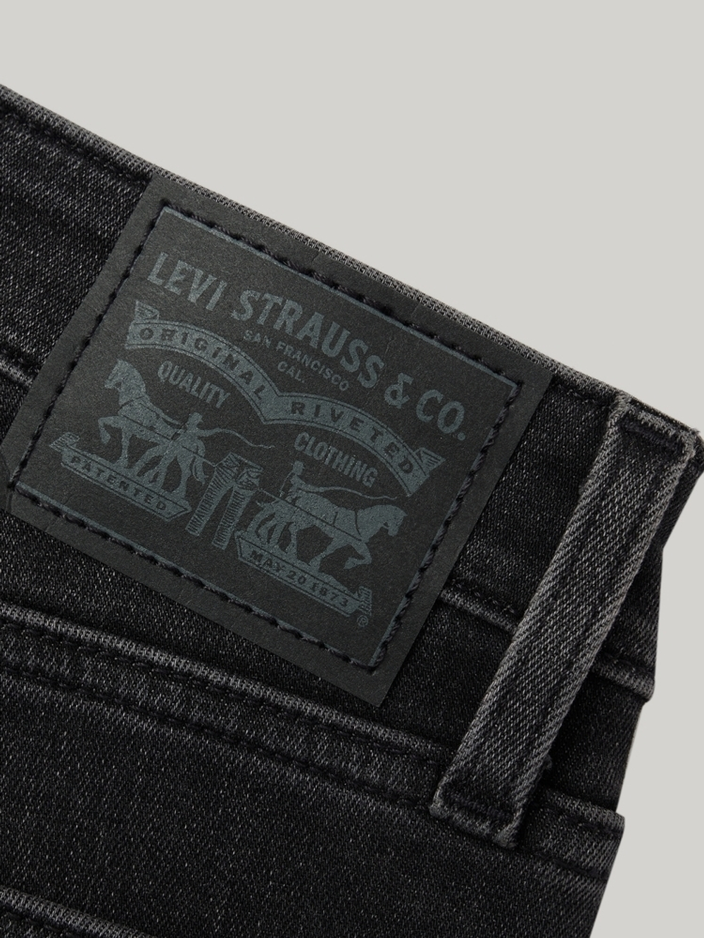 Женские джинсы клеш с завышенной талией Levi's 726 Flare A3410-0112