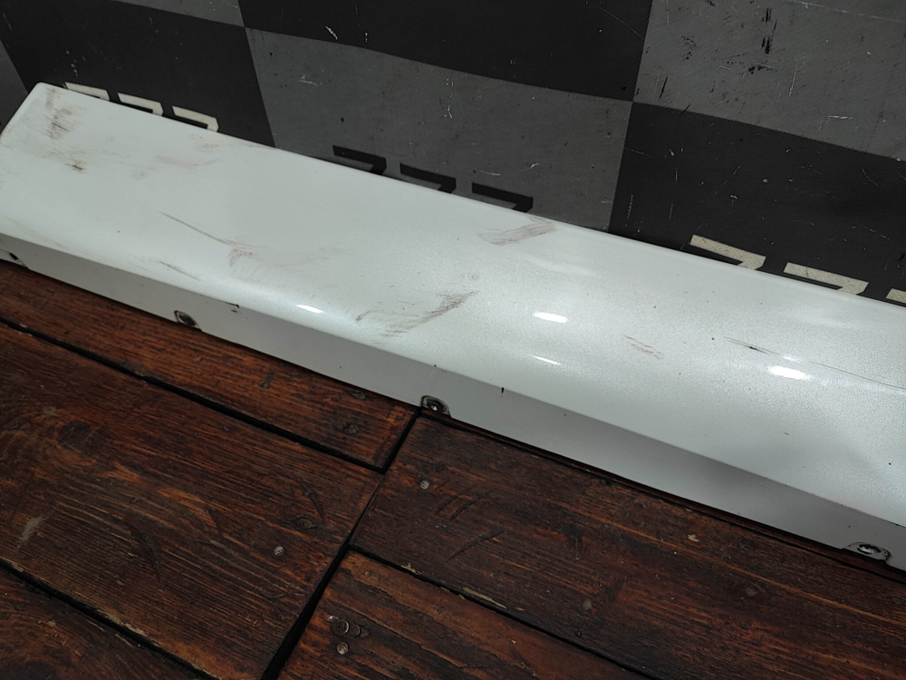 Накладка двери передней правой Toyota Highlander 4 (U70) 19-нв Б/У Оригинал 757310E100