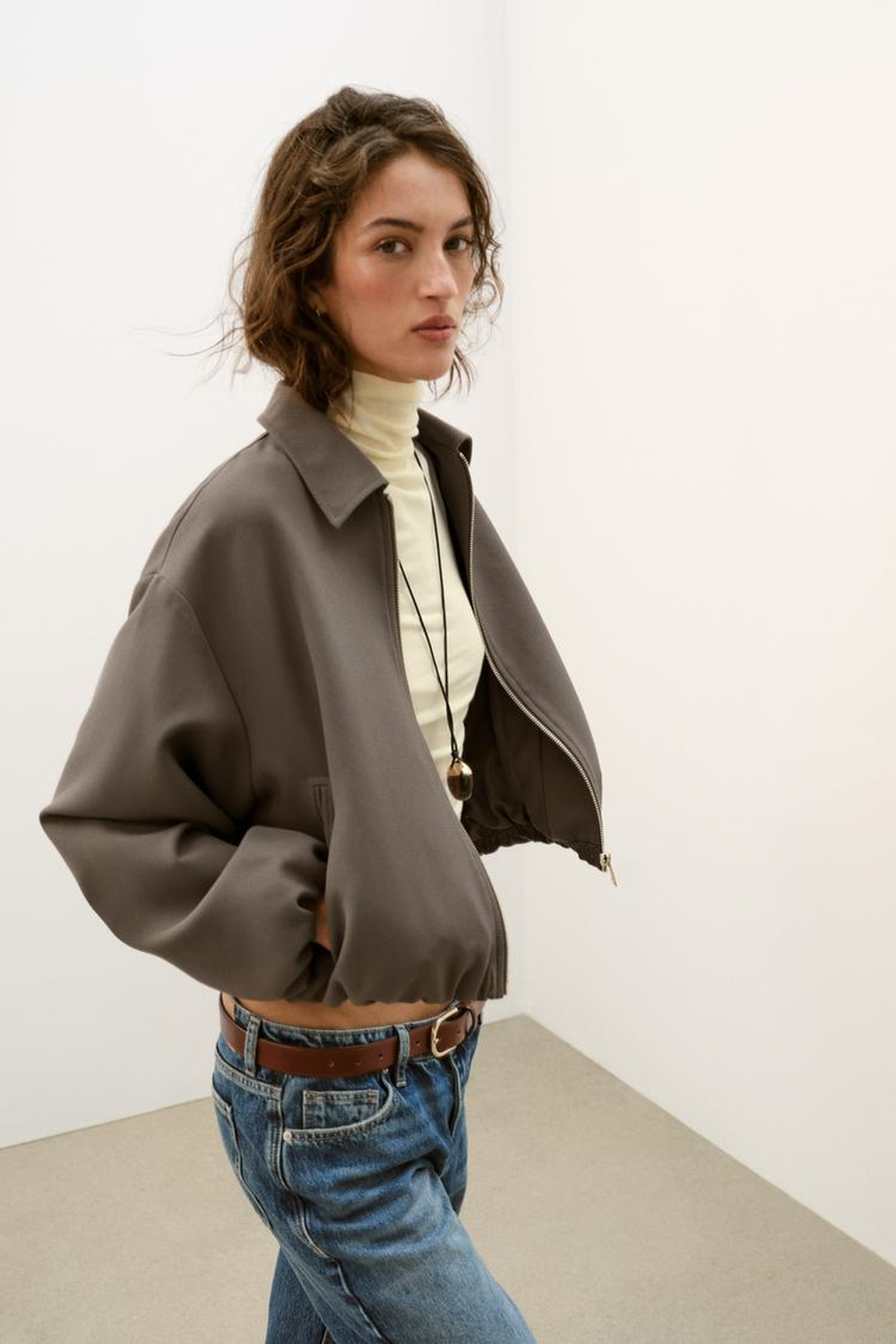 ZARA КУРТКА С ЗАСТЕЖКОЙ-МОЛНИЕЙ, СВЕТЛЫЙ ХАКИ