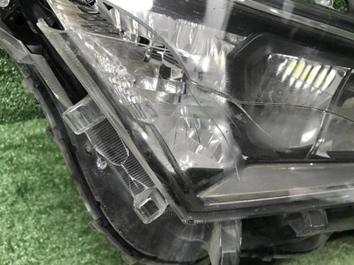 Фара левая Toyota RAV4 5 XA50 (18-нв) LED