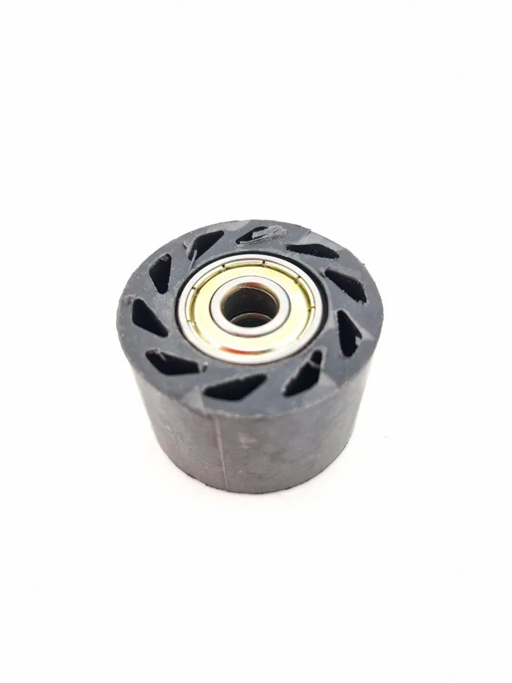-+ Ролик натяжителя приводной цепи 10 мм для мототехники