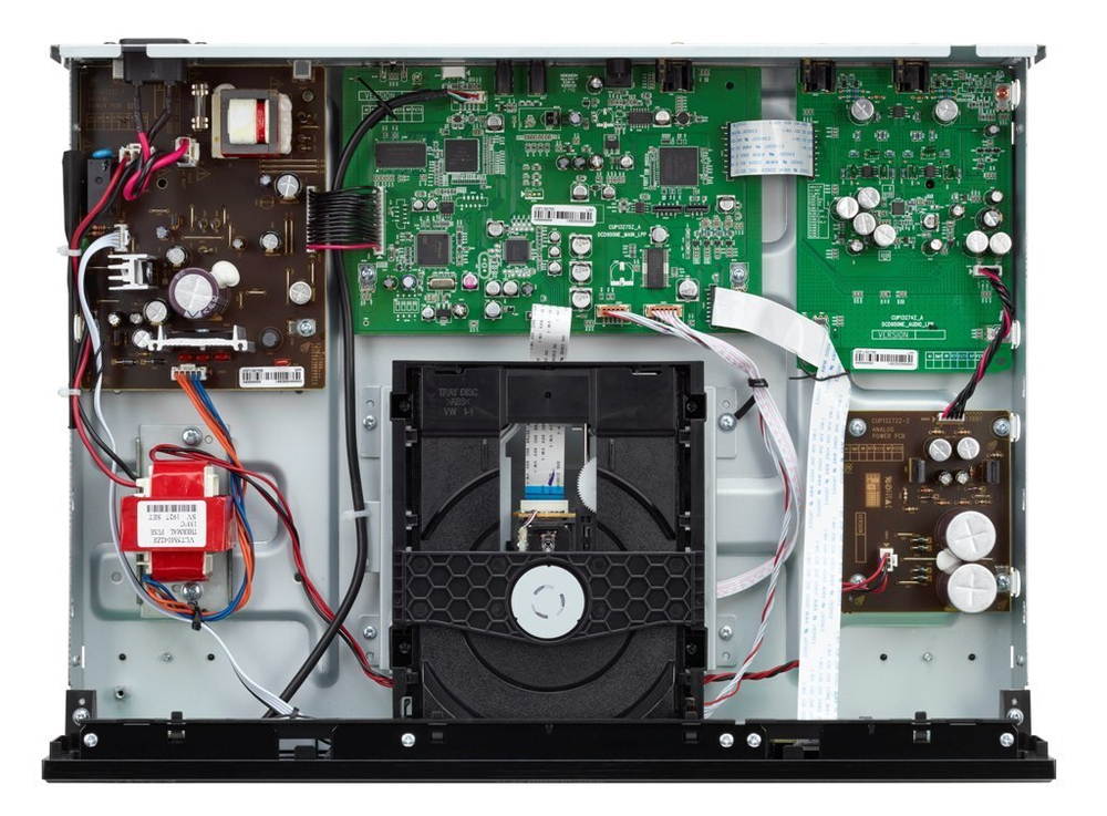 CD проигрыватель DENON DCD-900NE