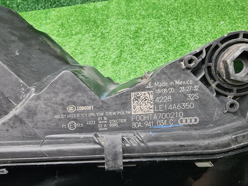 Фара правая Audi Q5 2 80A (2017-2020) LED