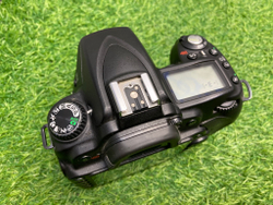 Nikon D90 14.000 кадров
