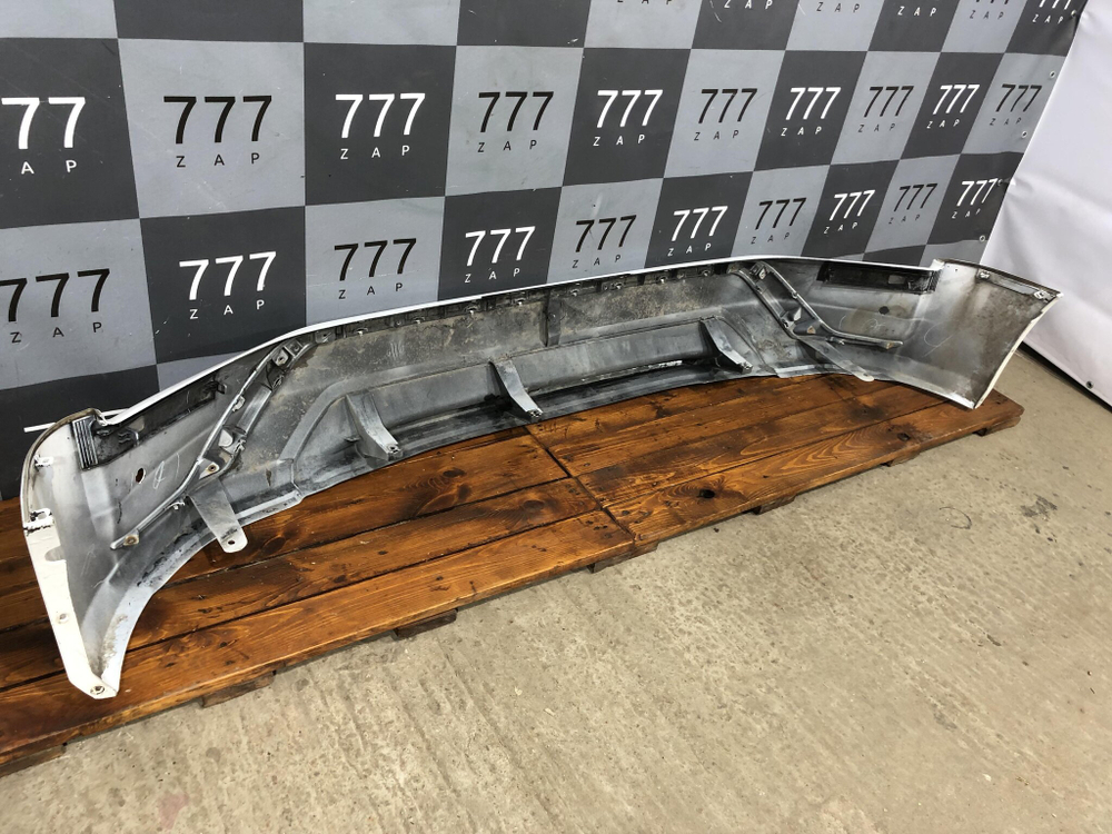 Юбка бампера Land Cruiser 200 Executive 15- БУ Оригинал pz32160095