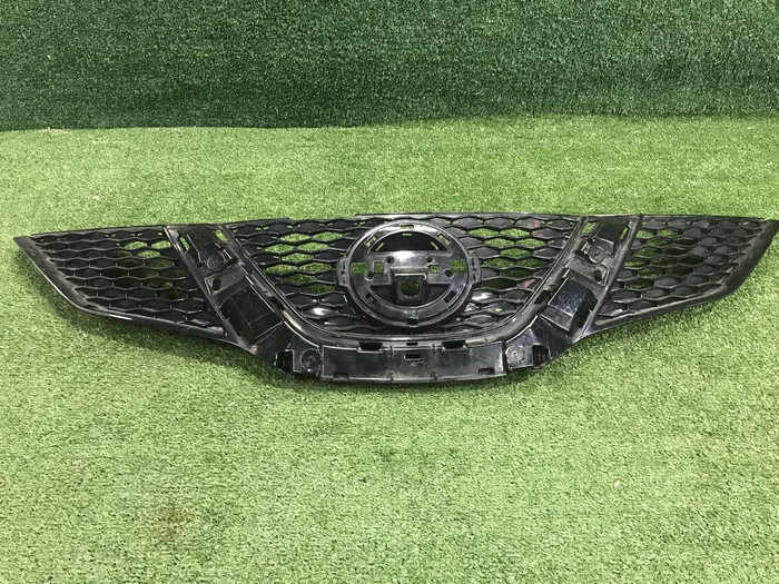 Решетка радиатора Nissan Qashqai J11 (2013-2019)