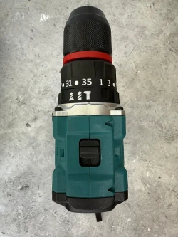 Makita DDF021CD201 УСИЛЕННЫЙ шуруповёрт ударный бесщёточный в противоударном кейсе, 2 АКБ, 24V, 6.0 Ач