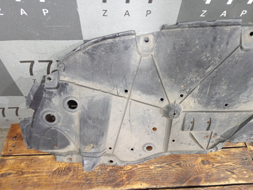 Защита (пыльник) переднего бампера Toyota Camry (XV70) 20-нв Б/У Оригинал 5144133221