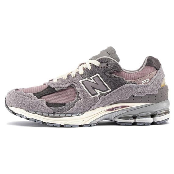 New Balance NB 2002R