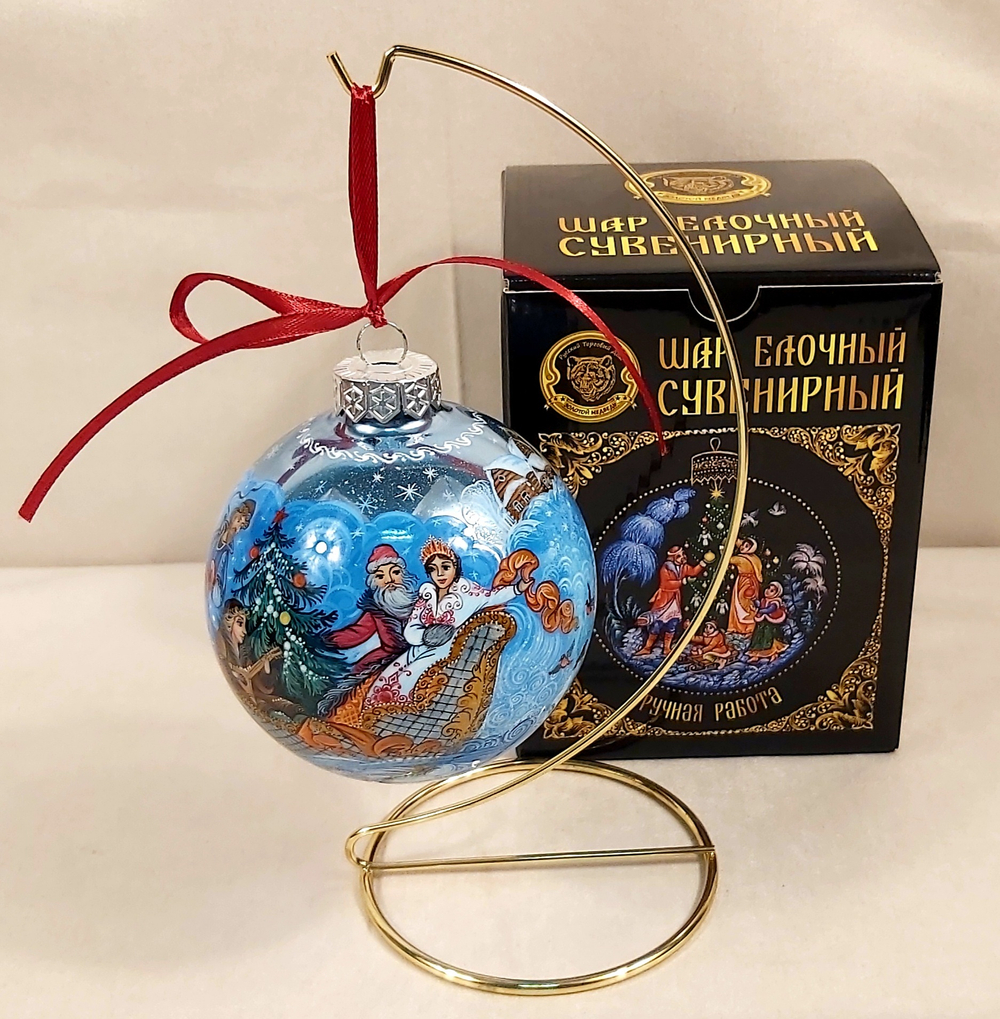 Коллекционный елочный шар с росписью Палех "Тройка" в коробке
