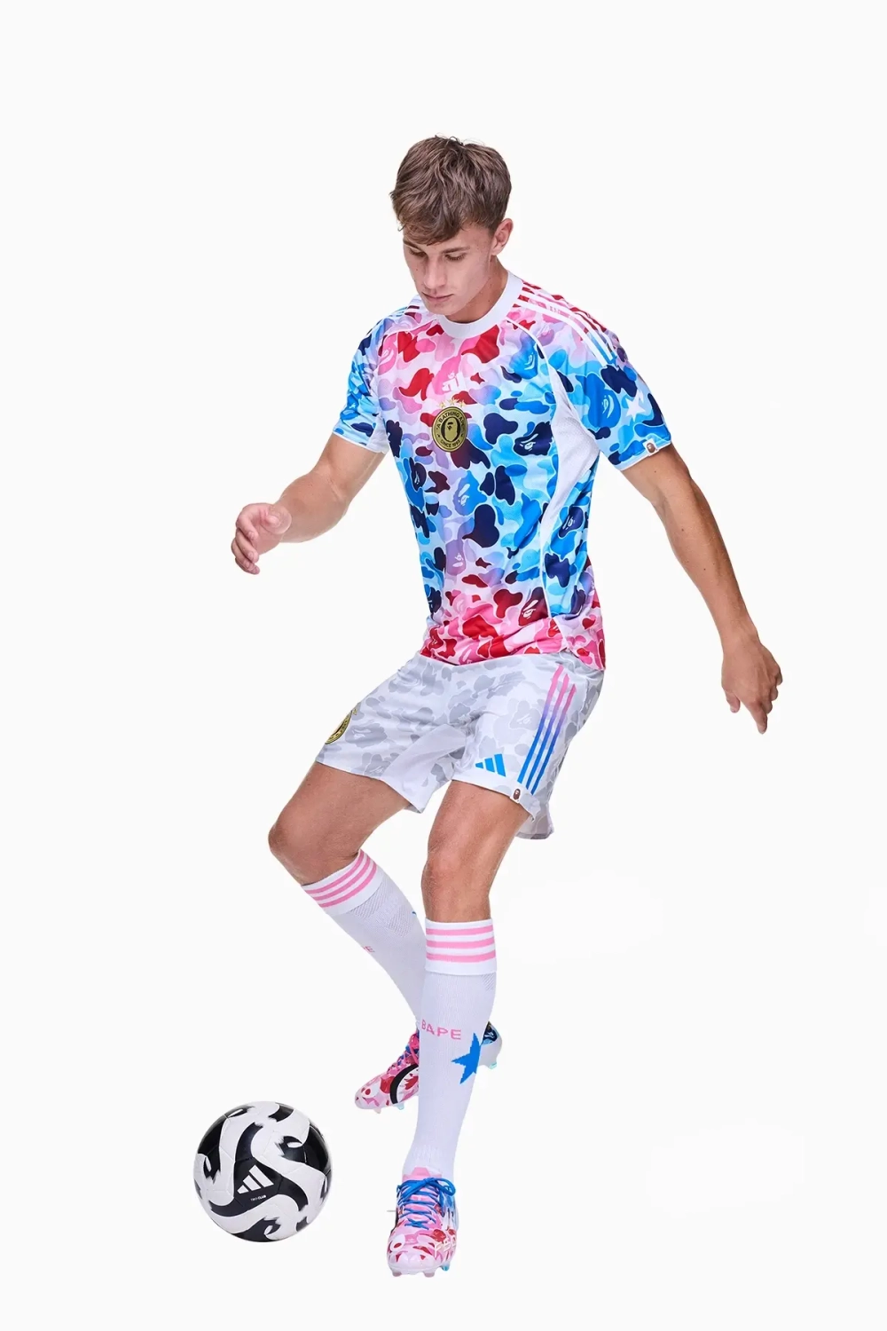 Футболка adidas x BAPE - многоцветный