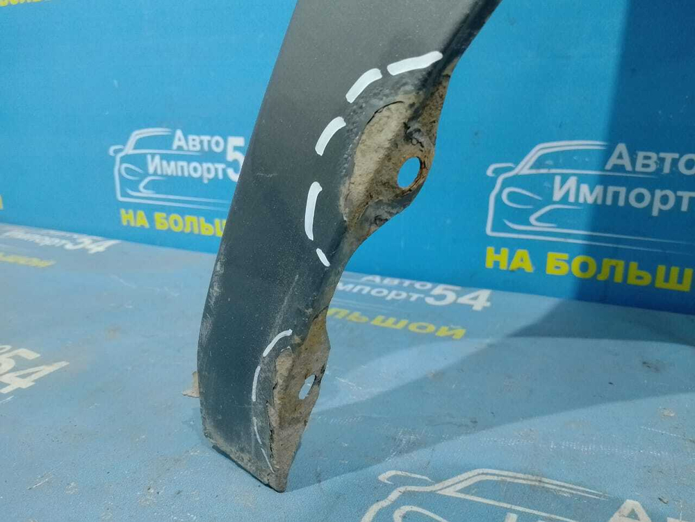 Крыло переднее правое MITSUBISHI CHARIOT 1991-1997