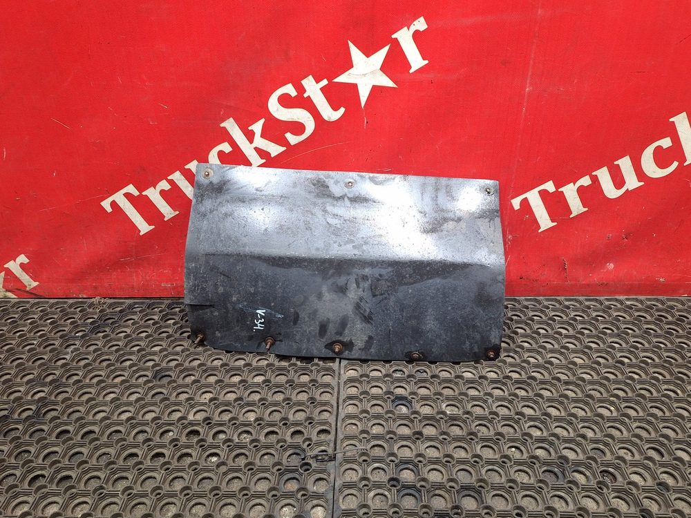 Брызговик крыла заднего