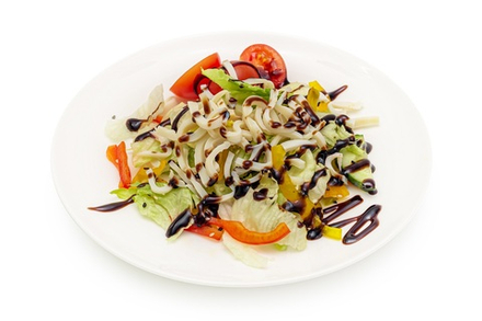 Салат с кальмаром и соусом унаги 200 гр