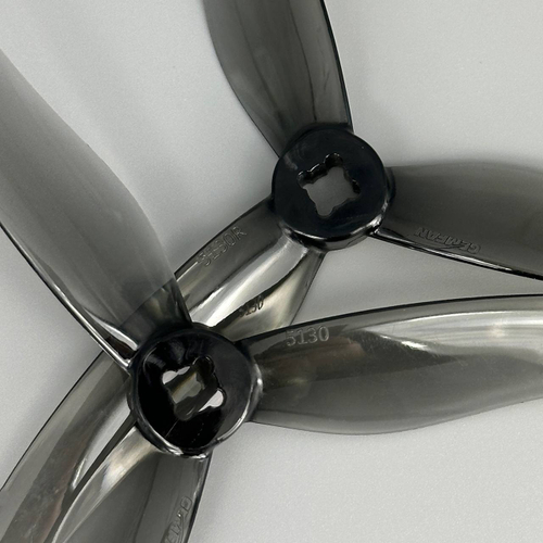 Пропеллеры Gemfan Hurricane SL 5130-3 вал 5/1,5мм (прозрачно серый)