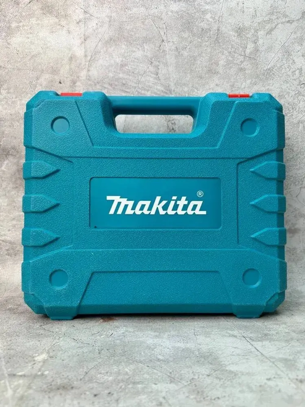 Makita Дрель-шуруповерт, 24 В, 25 Нм, 2 АКБ