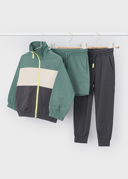 толстовка с брюками и шортами