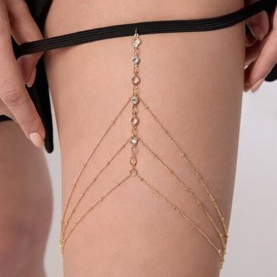 Золотистый аксессуар на бедро с оригинальным дизайном (Размер: S-M) (Цвет: золотистый)