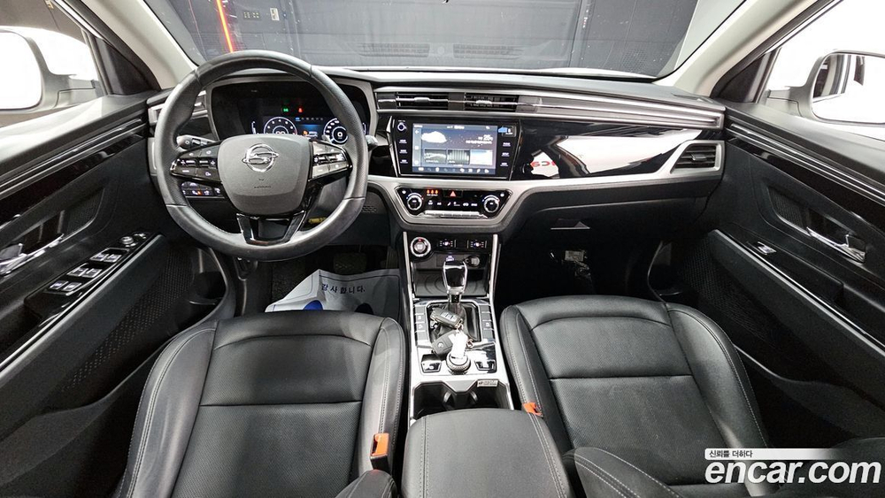 KG Mobility (Ssangyong) Beautiful Korando Бензин 1.5 2WD C7 (09.2020)