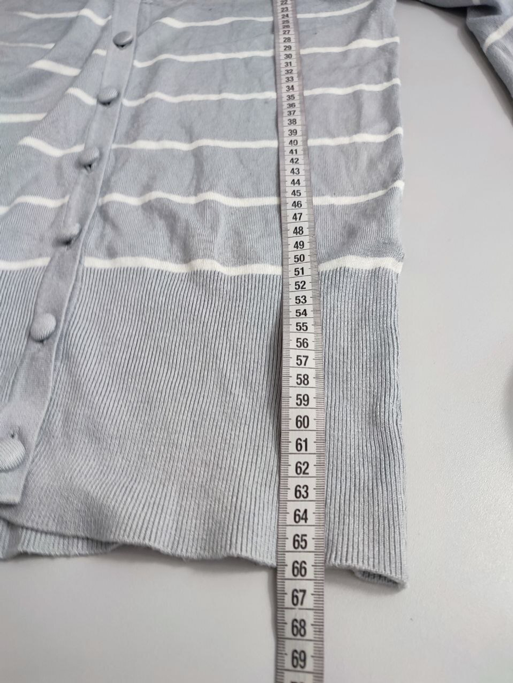 Кардиган H&M на пуговицах 48 размер