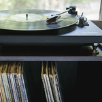 Проигрыватель Винила ION Audio Compact LP