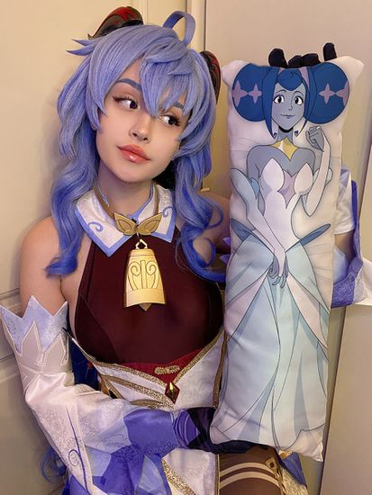 Мини дакимакура Гвиневра Рыцари Гвиневры арт. M1292, 60х20 см