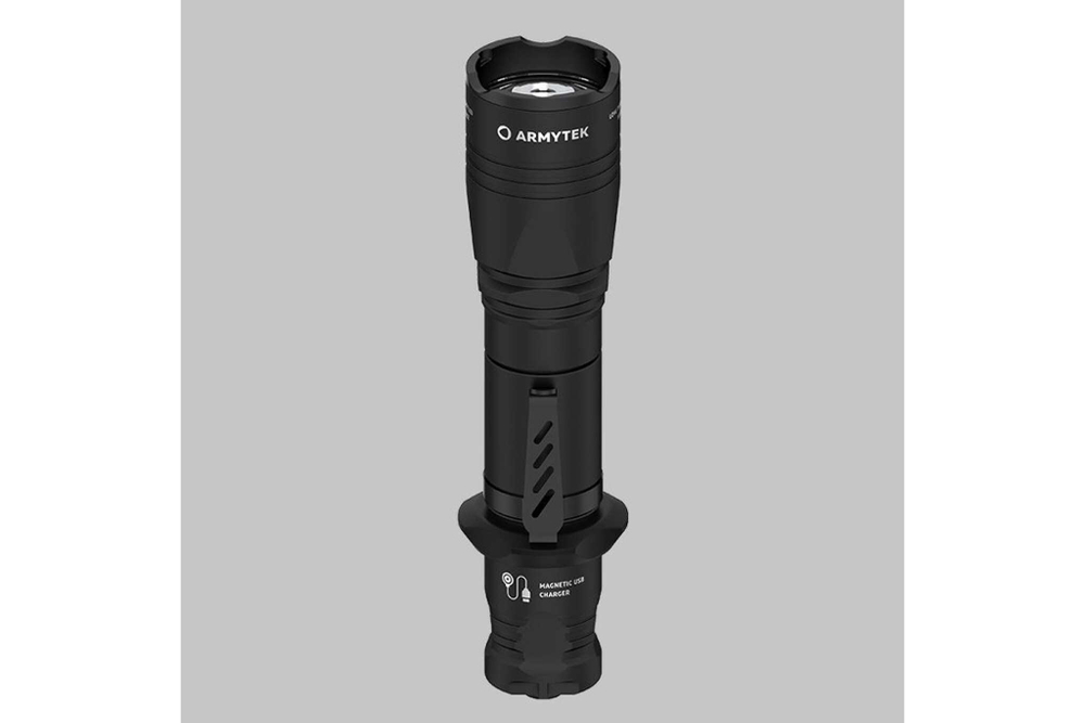 Тактический фонарь Armytek Dobermann Pro Magnet USB с теплым оттенком света, оливковый, размер: тёплый свет