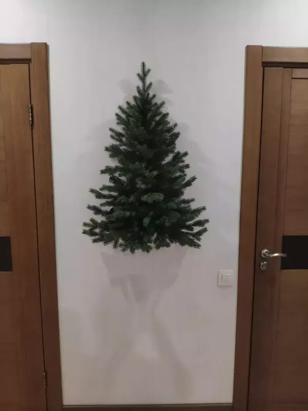 Ель-половинка «Графская» настенная-подвесная (Литая+пвх) от 60 см до 120 см