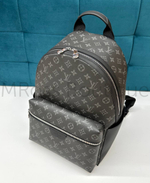 Мужской темно-коричневый рюкзак Louis Vuitton Discovery PM с узором монограм