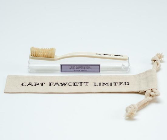 Зубная щетка Captain Fawcett Toothbrush с натуральной щетиной