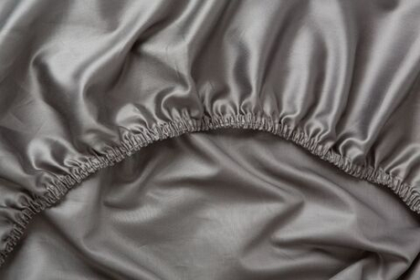 Простыня на резинке 160х200x40 German Grass Graphite Allure серая