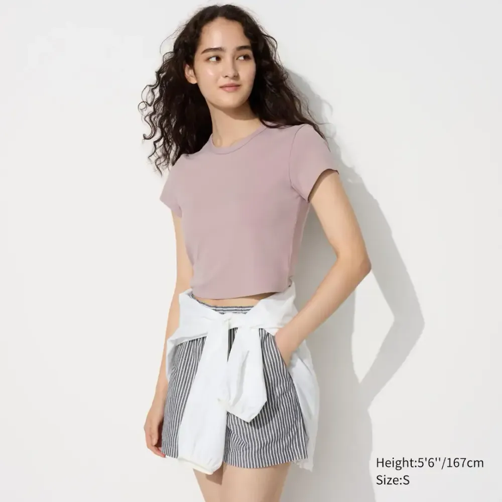 UNIQLO УКОРОЧЕННАЯ ФУТБОЛКА, РОЗОВЫЙ