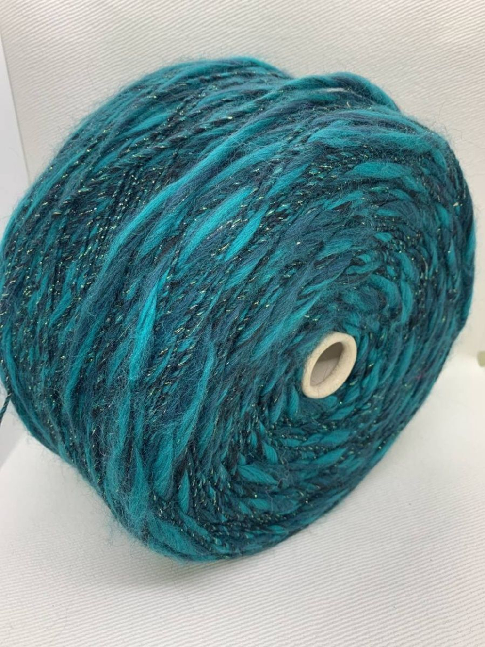 Трикотажная пряжа для вязания MORELINO толстая шишибрики