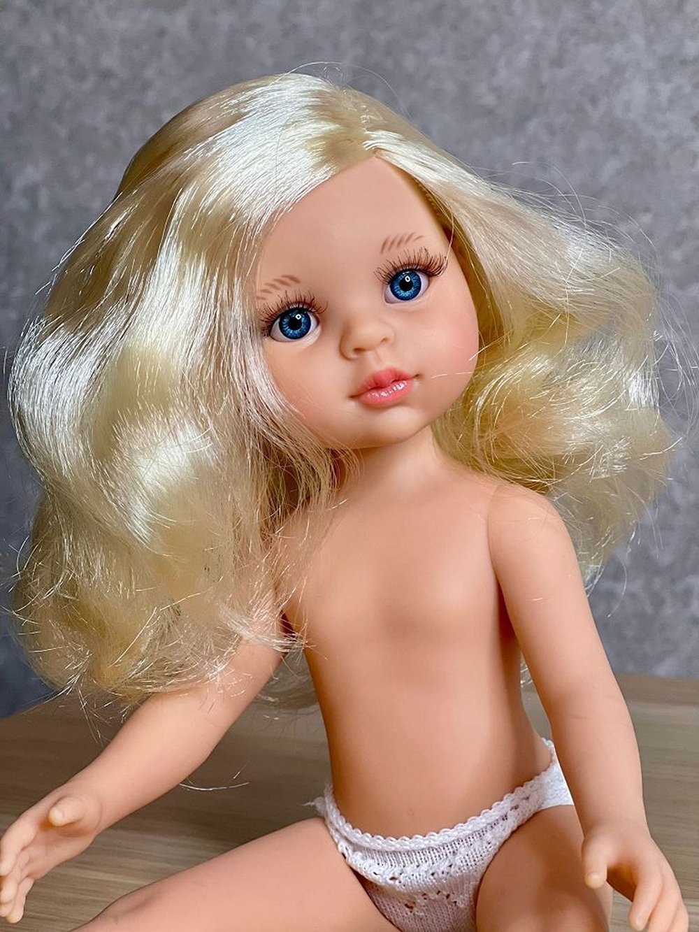 Кукла для девочки Paola Reina 32см Клаудия без одежды