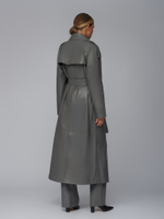 Женский кожаный плащ серый