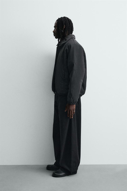 ZARA КОМБИНИРОВАННАЯ КУРТКА ИЗ ВЫСОКОТЕХНОЛОГИЧНОЙ ТКАНИ, ЧЕРНЫЙ