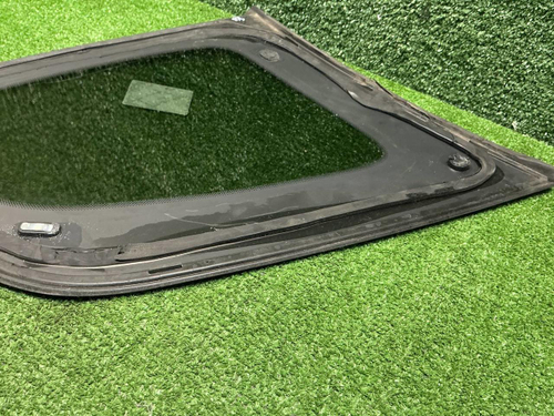 Форточка задняя правая Chery Tiggo 8 Pro (21-24)